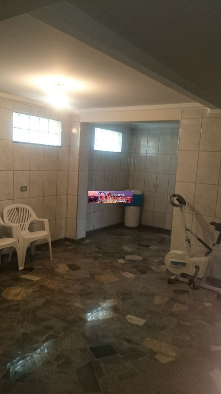 Casa à venda com 4 quartos, 240m² - Foto 53