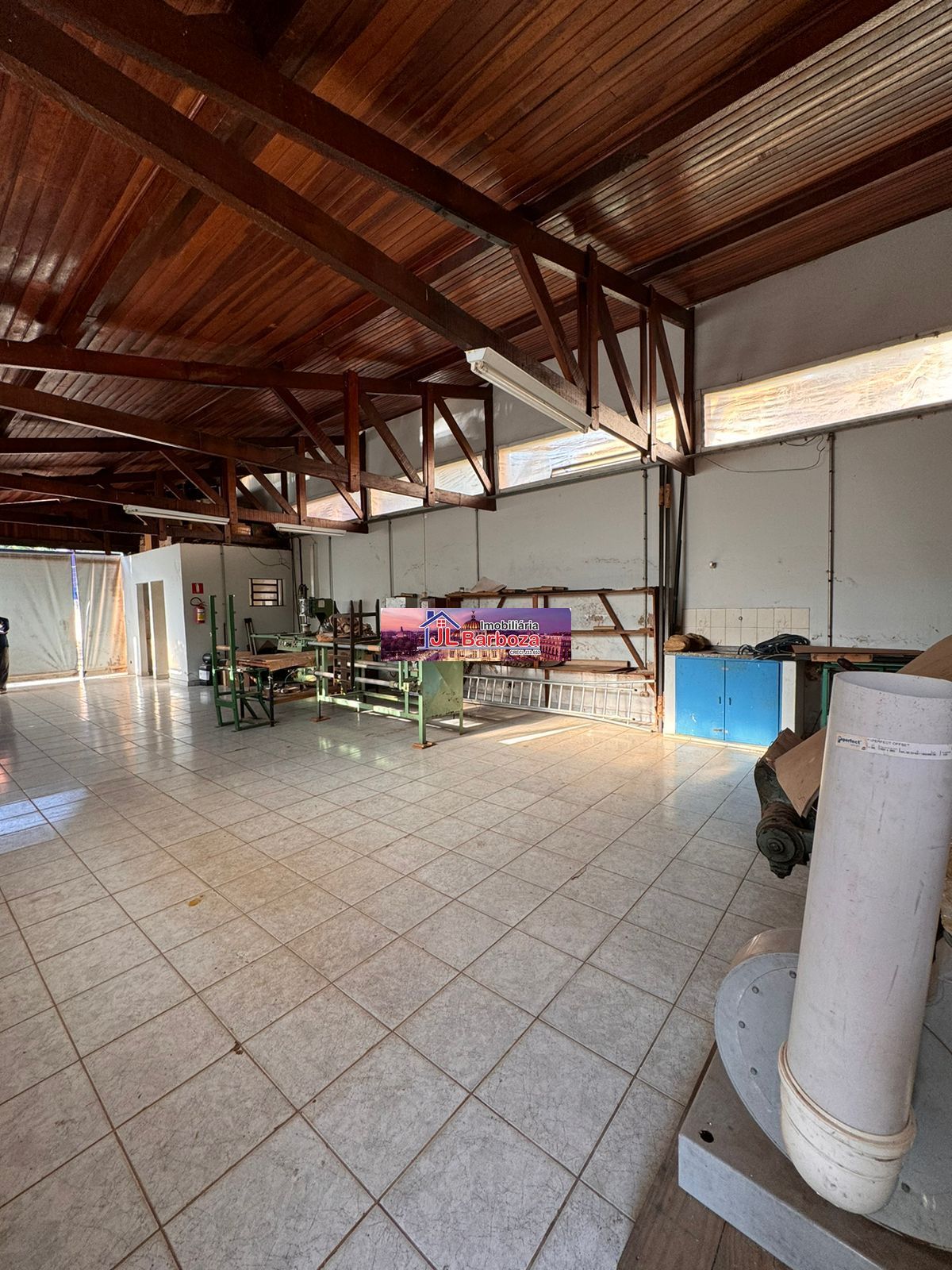 Chácara à venda com 8 quartos, 14190m² - Foto 55