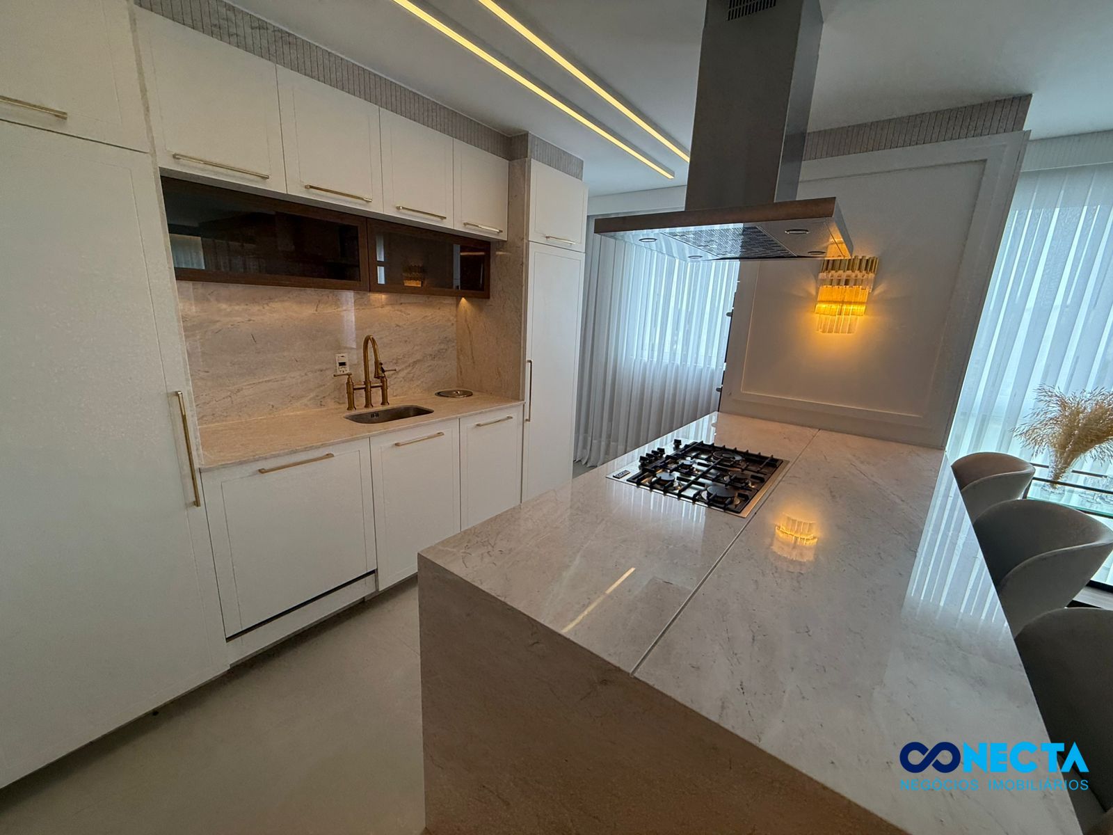 Cobertura, 4 quartos, 326 m² - Foto 8