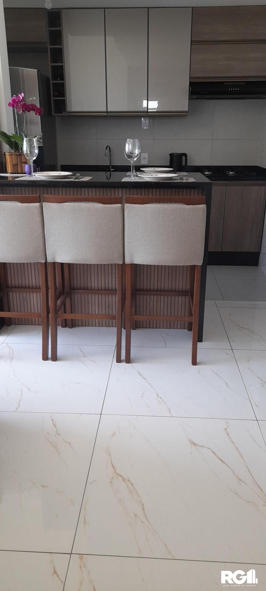Apartamento à venda com 3 quartos, 74m² - Foto 3