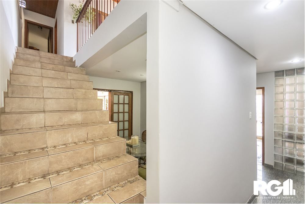 Casa à venda com 4 quartos, 250m² - Foto 37