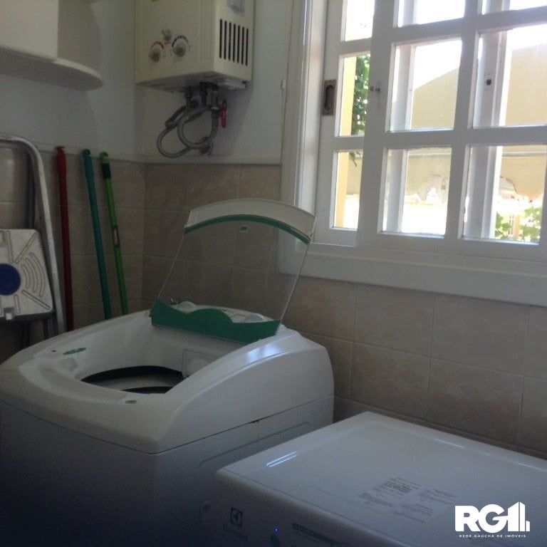 Casa de Condomínio à venda com 3 quartos, 210m² - Foto 13