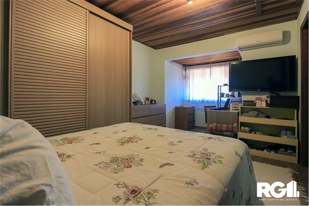 Casa de Condomínio à venda com 3 quartos, 220m² - Foto 32