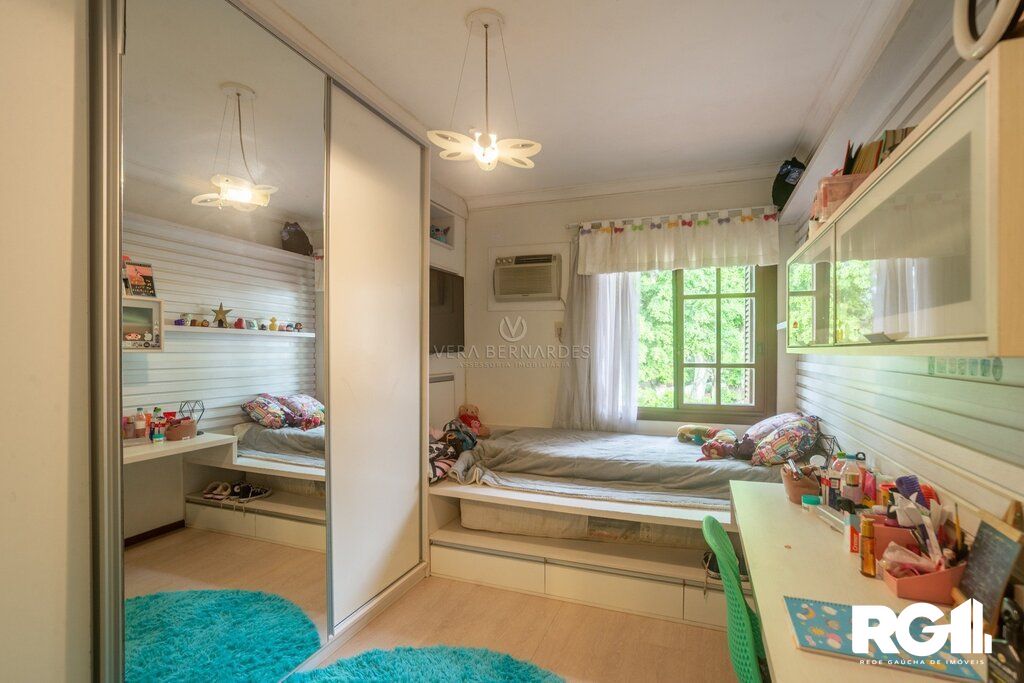 Casa de Condomínio à venda com 4 quartos, 205m² - Foto 18
