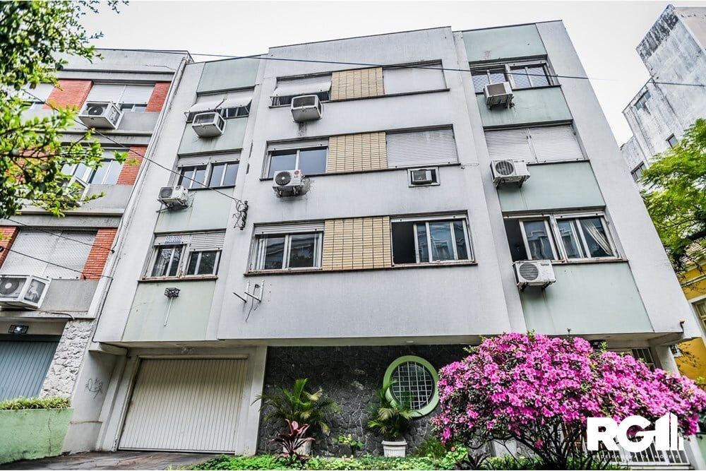 Apartamento à venda com 3 quartos, 115m² - Foto 2