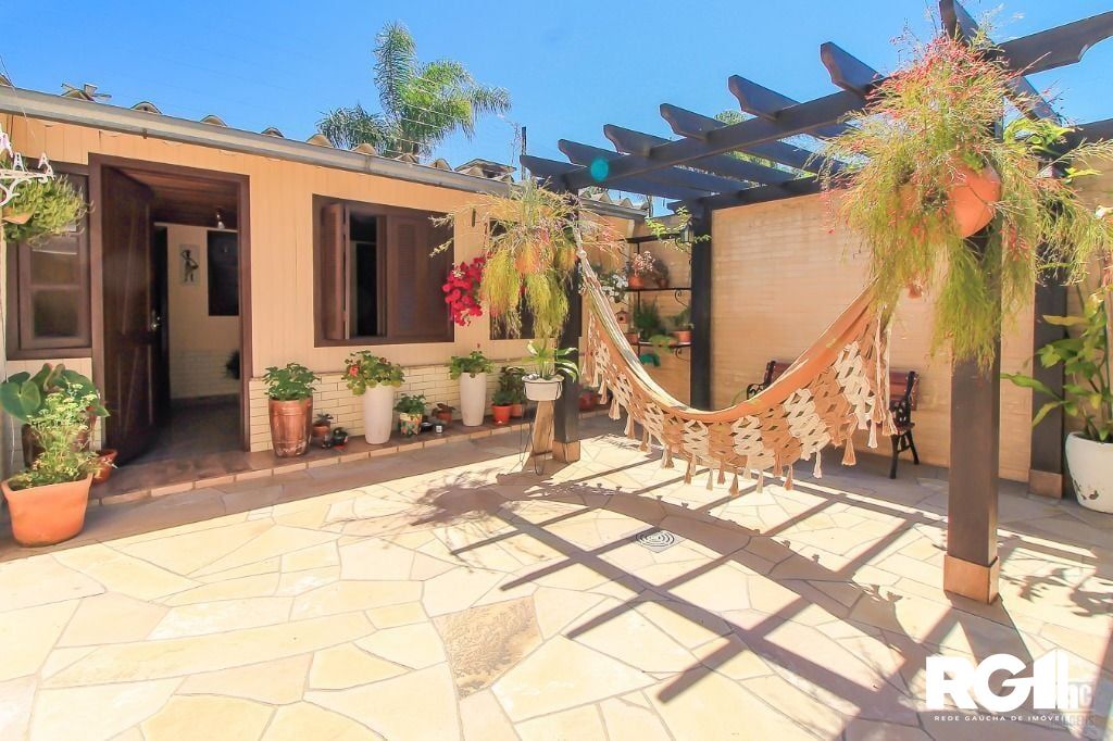 Casa à venda com 3 quartos, 198m² - Foto 13