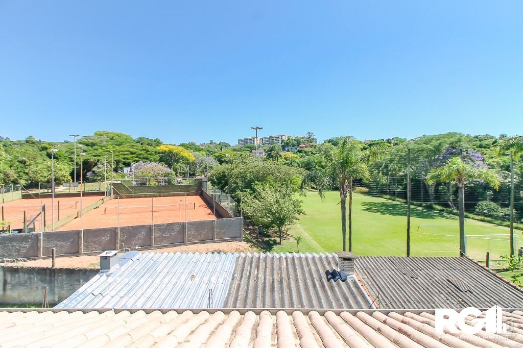 Casa à venda com 3 quartos, 198m² - Foto 9