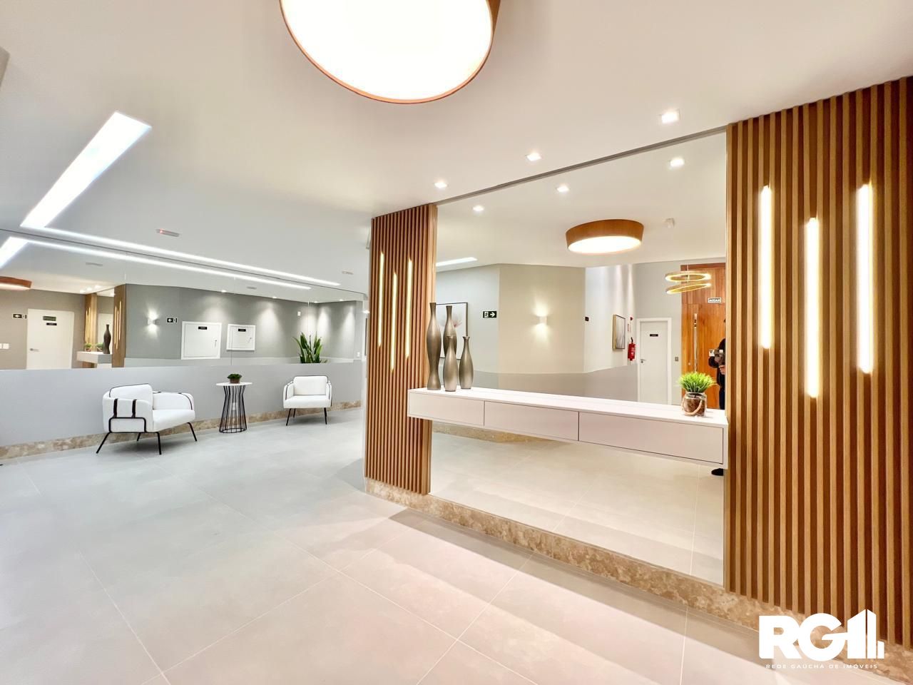 Apartamento à venda com 2 quartos, 65m² - Foto 21