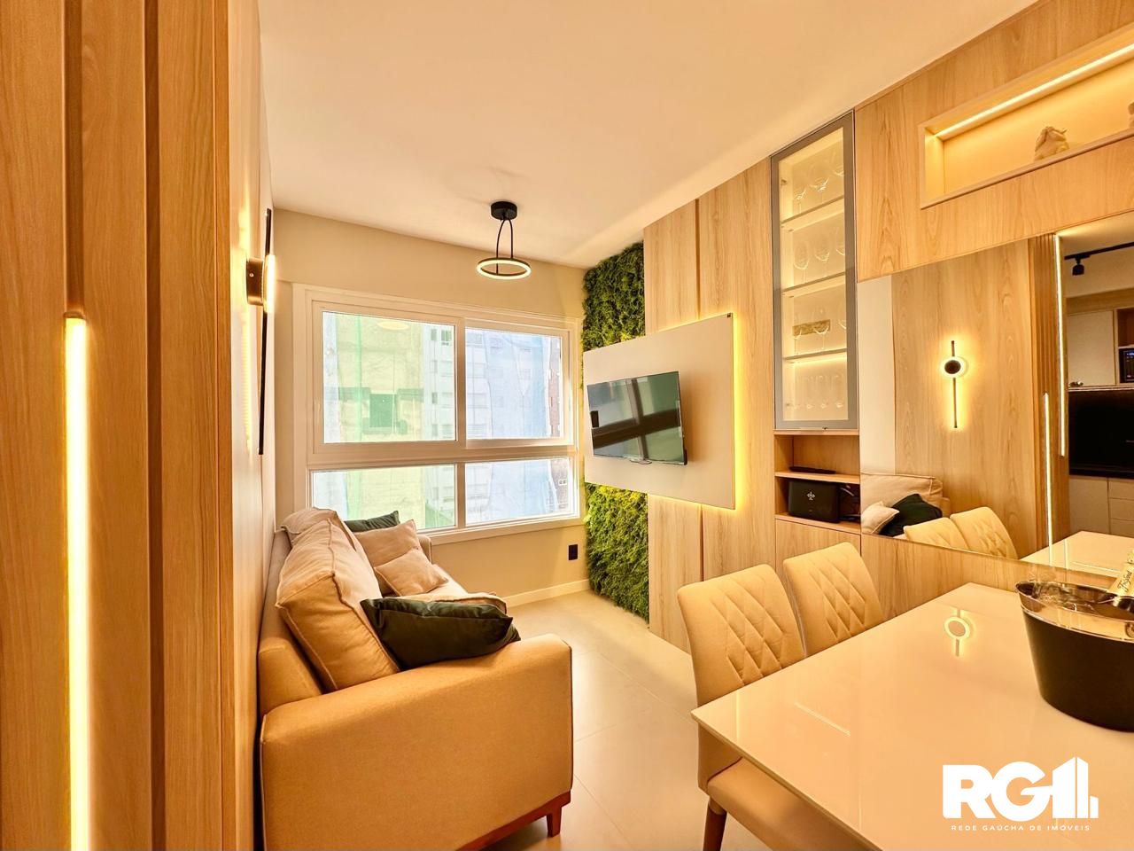 Apartamento à venda com 2 quartos, 65m² - Foto 1