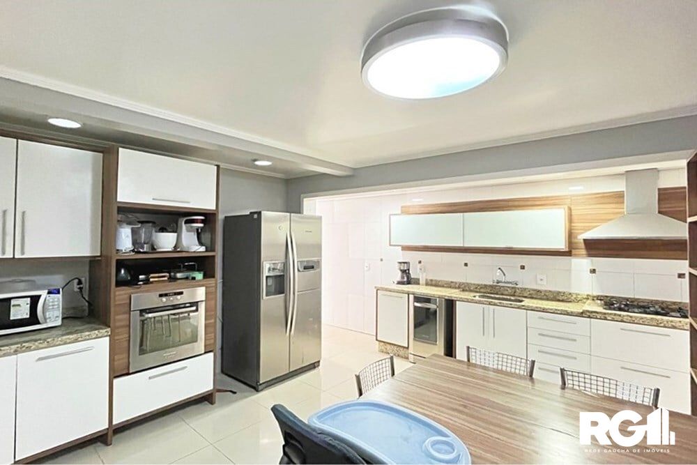 Casa de Condomínio à venda com 5 quartos, 300m² - Foto 11