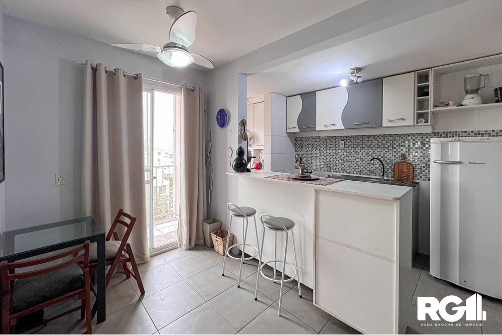 Apartamento à venda com 2 quartos, 55m² - Foto 1