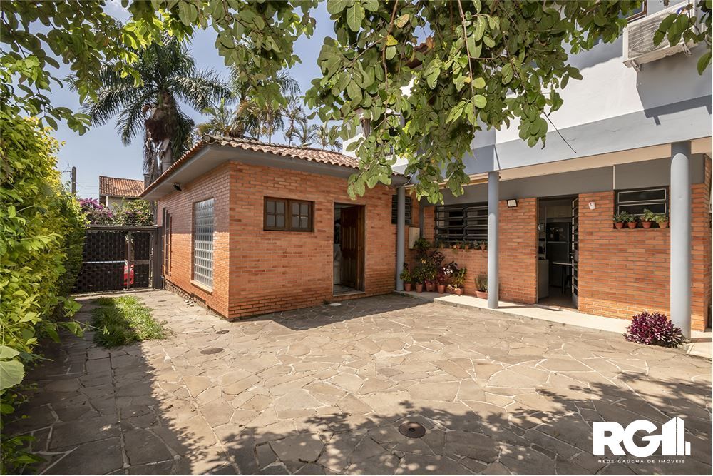 Casa à venda com 4 quartos, 250m² - Foto 19