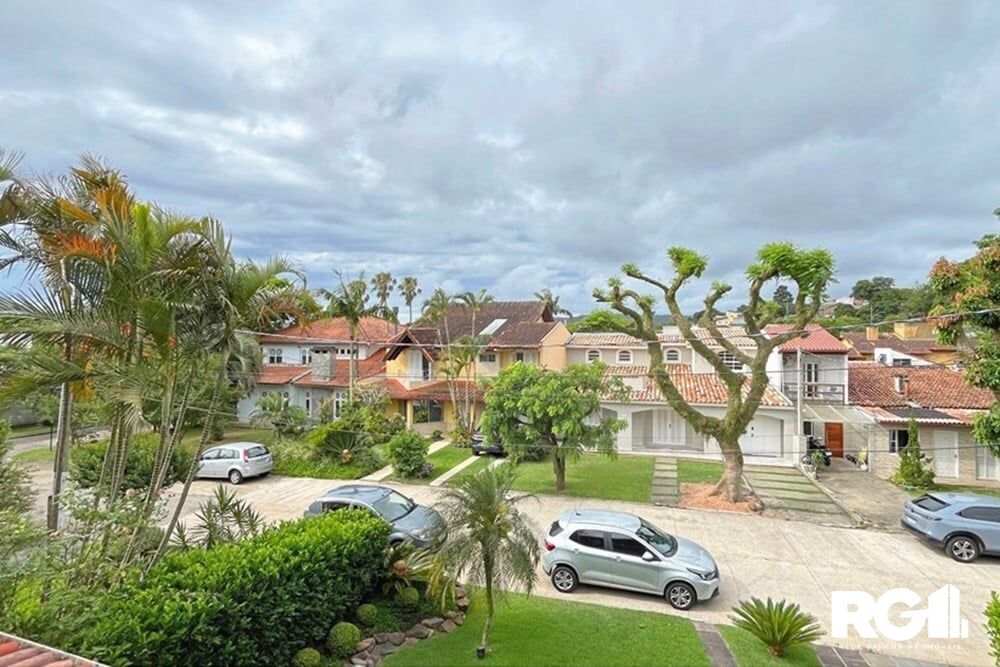 Casa de Condomínio à venda com 5 quartos, 300m² - Foto 4