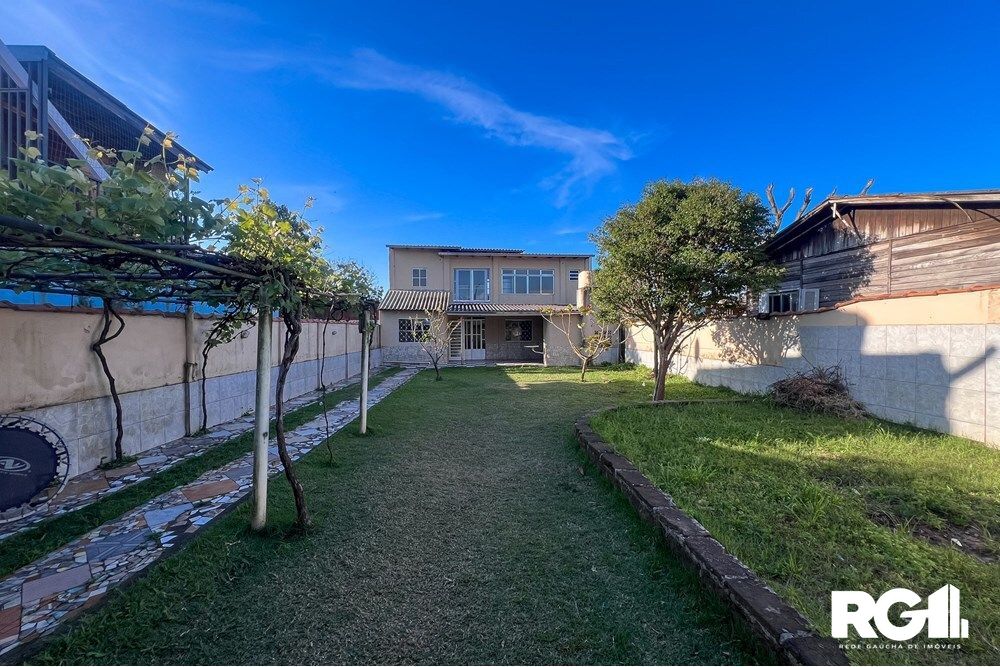 Casa à venda com 2 quartos, 500m² - Foto 2