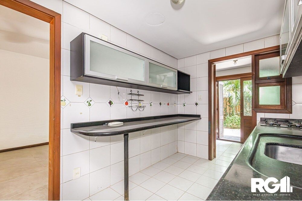 Casa de Condomínio à venda com 3 quartos, 205m² - Foto 25