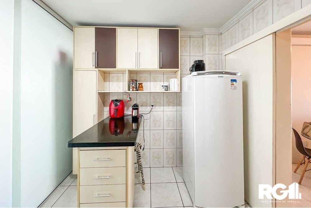 Apartamento à venda com 2 quartos, 78m² - Foto 2