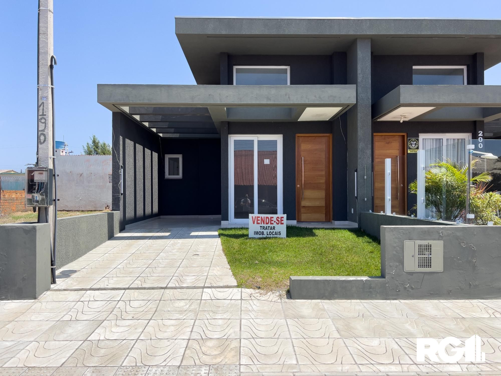 Casa à venda com 3 quartos, 100m² - Foto 2