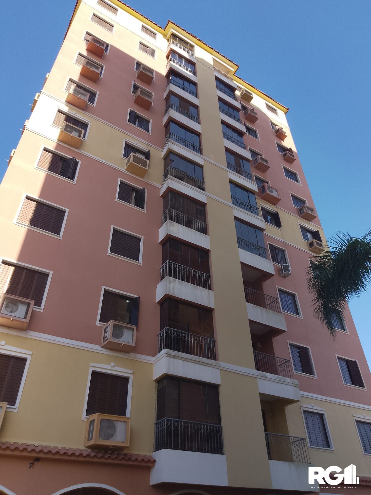 Apartamento à venda com 3 quartos, 67m² - Foto 1