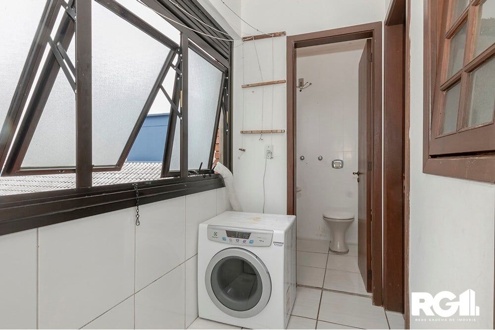 Cobertura à venda com 3 quartos, 238m² - Foto 2