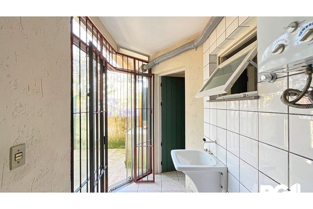 Casa de Condomínio à venda com 3 quartos, 254m² - Foto 28