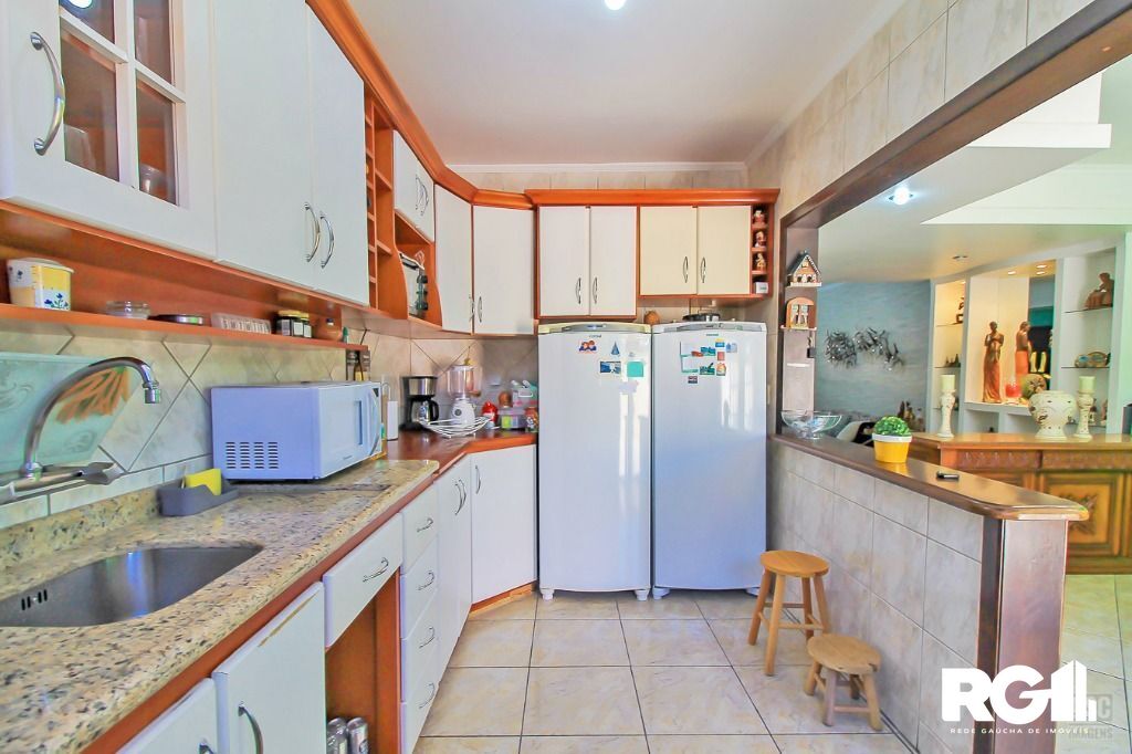 Casa à venda com 3 quartos, 198m² - Foto 14