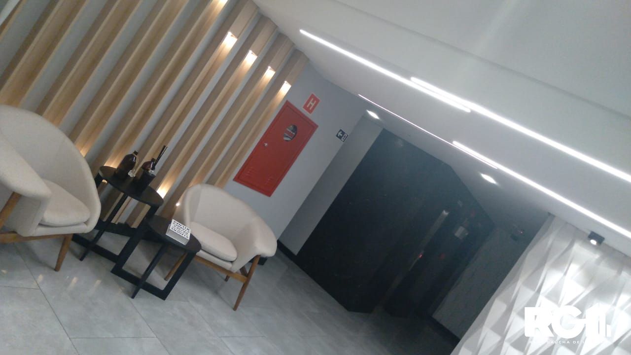 Apartamento à venda com 2 quartos, 62m² - Foto 8