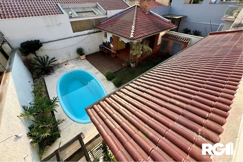Casa à venda com 4 quartos, 243m² - Foto 32
