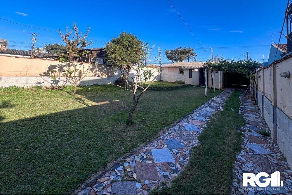 Casa à venda com 2 quartos, 500m² - Foto 9