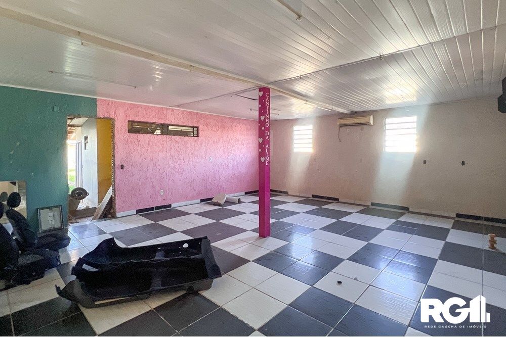 Casa à venda com 2 quartos, 500m² - Foto 14