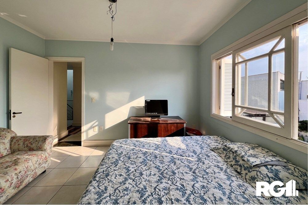 Casa à venda com 4 quartos, 243m² - Foto 26