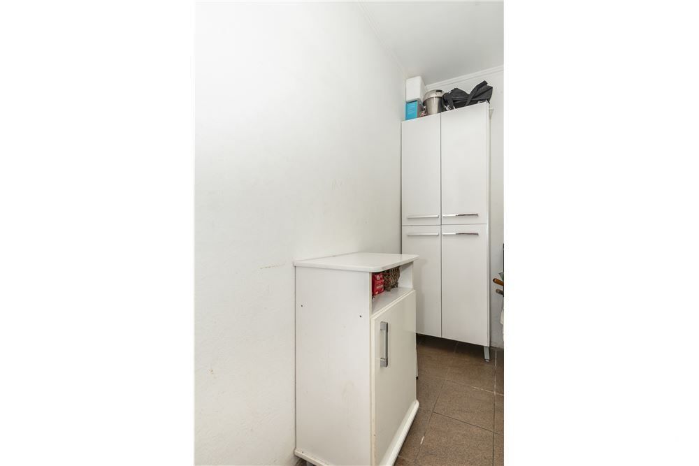 Casa à venda com 4 quartos, 250m² - Foto 33