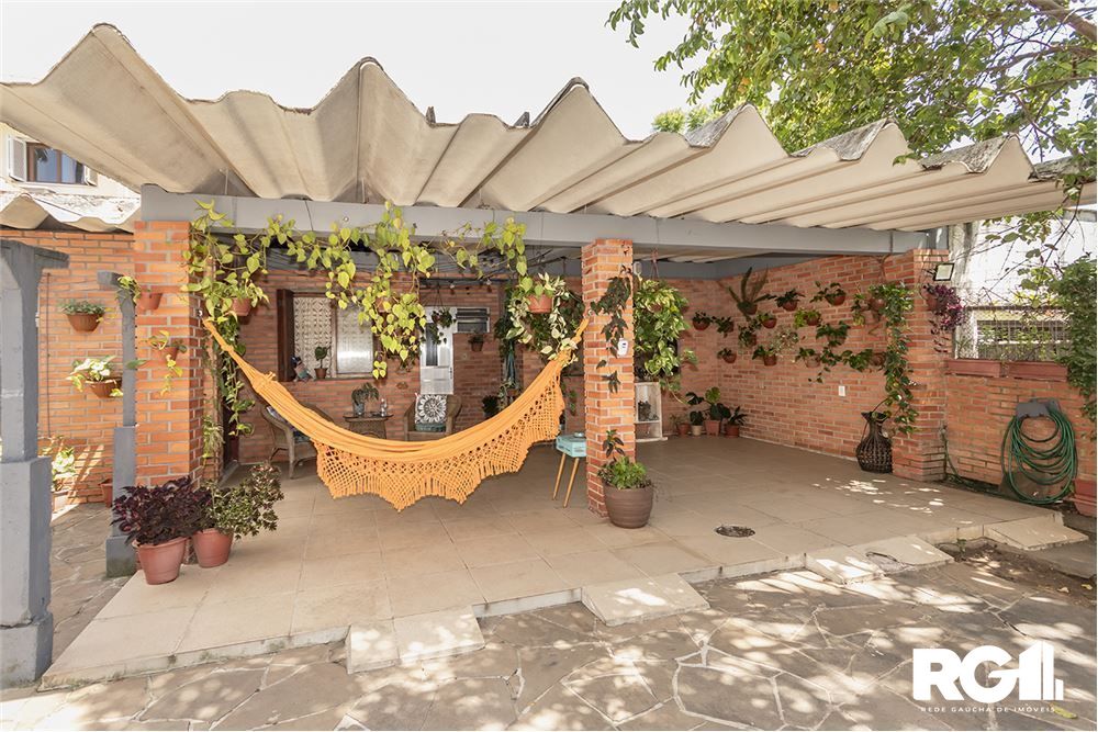 Casa à venda com 4 quartos, 250m² - Foto 15