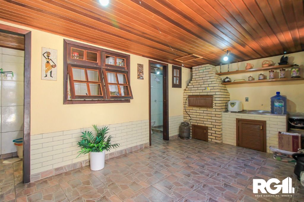 Casa à venda com 3 quartos, 198m² - Foto 11