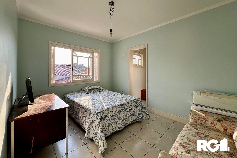 Casa à venda com 4 quartos, 243m² - Foto 24