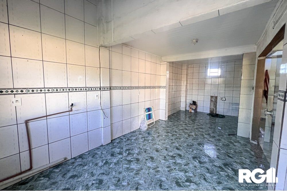 Casa à venda com 2 quartos, 500m² - Foto 1