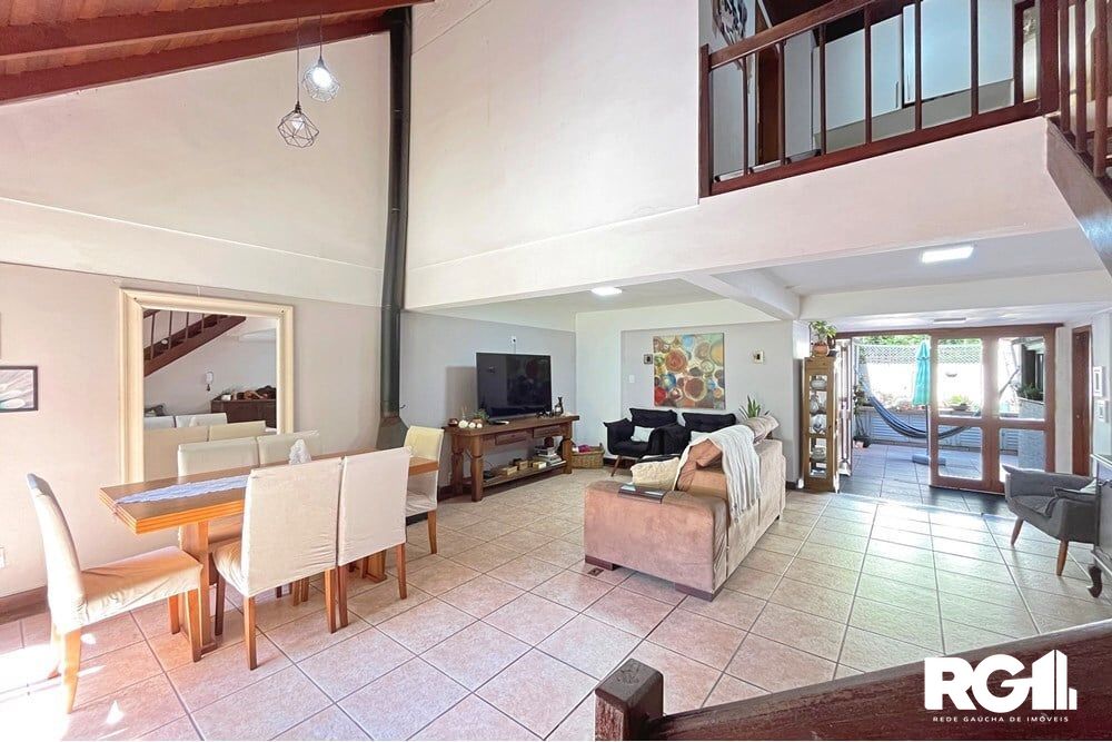 Casa de Condomínio à venda com 4 quartos, 220m² - Foto 31