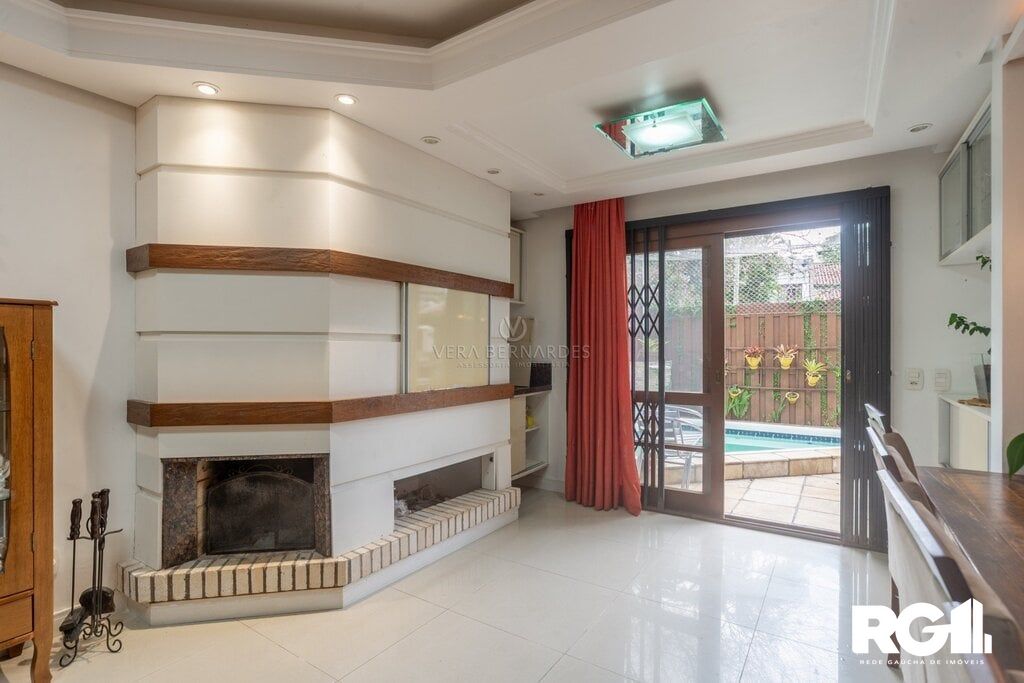 Casa de Condomínio à venda com 4 quartos, 205m² - Foto 28