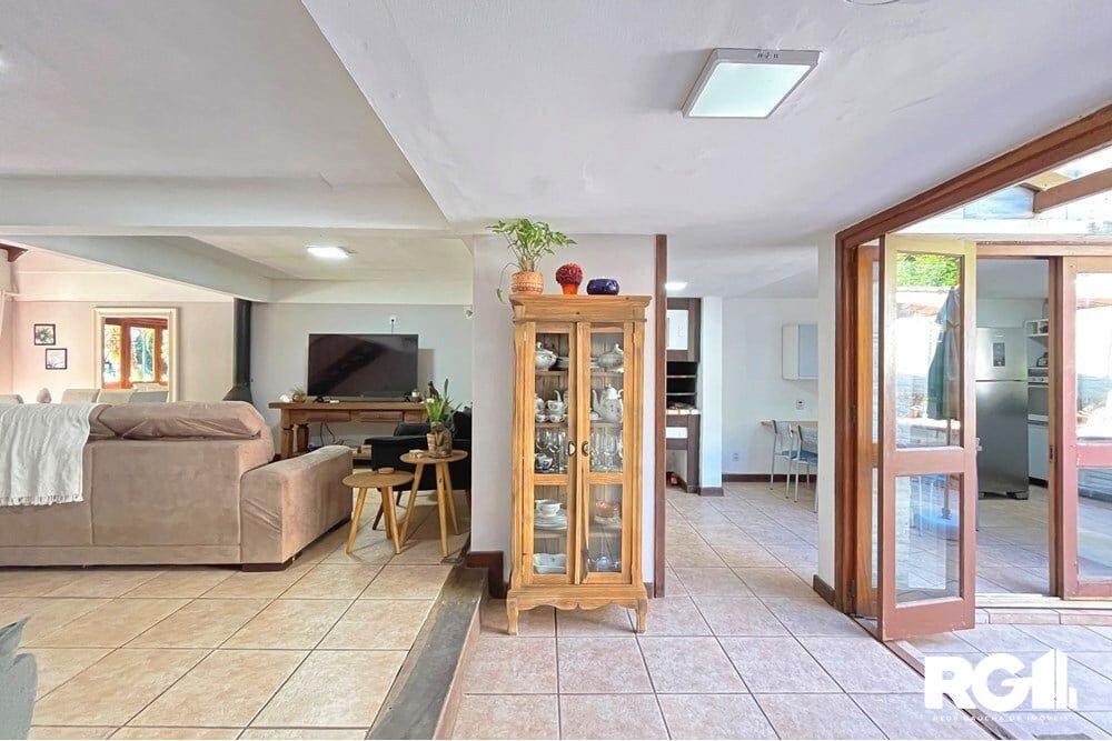 Casa de Condomínio à venda com 4 quartos, 220m² - Foto 37