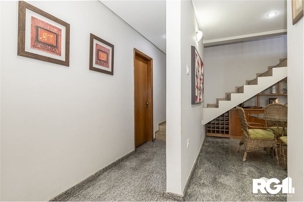 Casa à venda com 4 quartos, 250m² - Foto 36