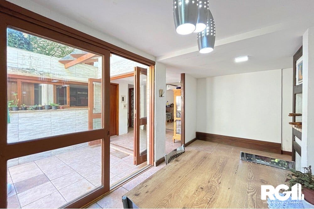 Casa de Condomínio à venda com 4 quartos, 220m² - Foto 45