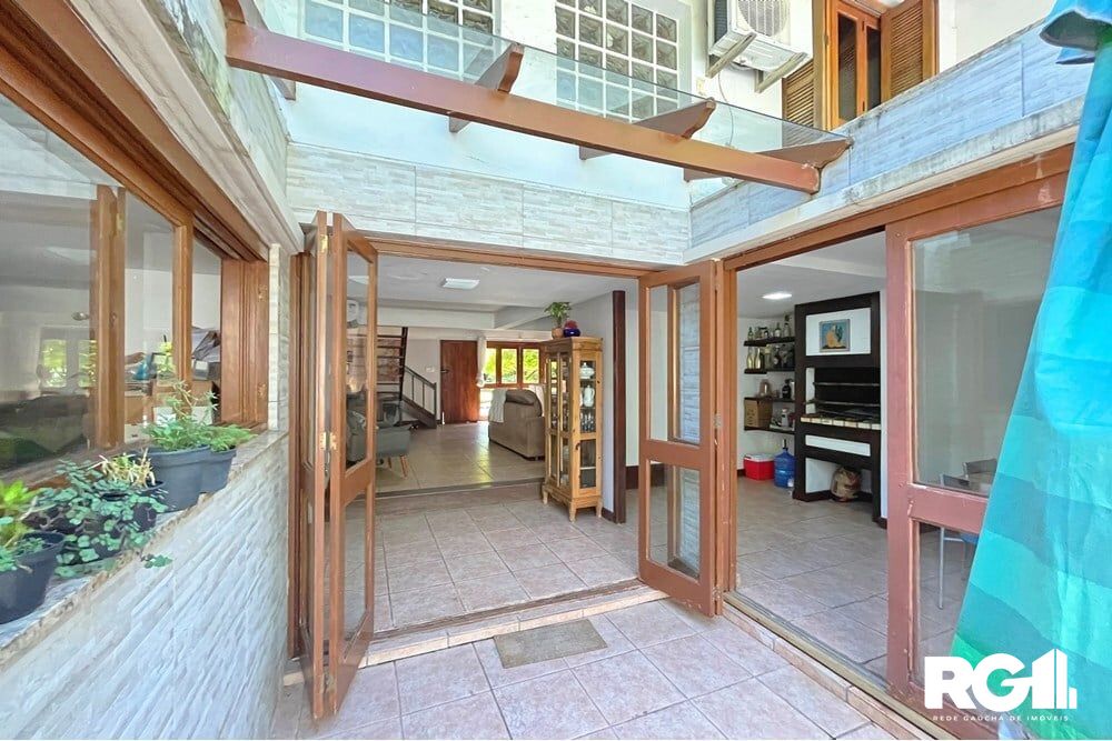 Casa de Condomínio à venda com 4 quartos, 220m² - Foto 46