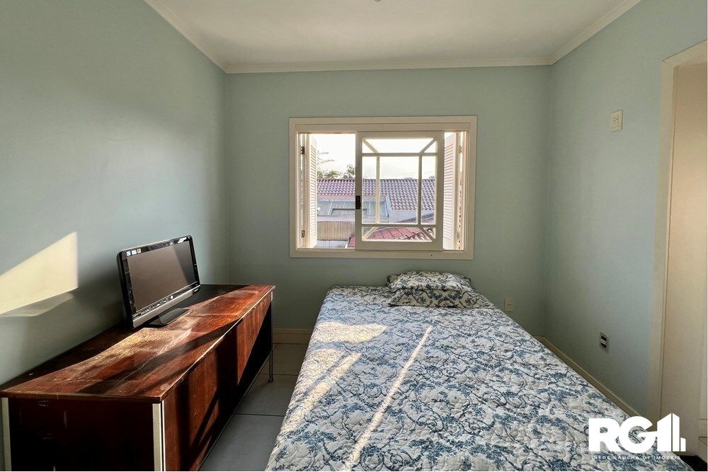Casa à venda com 4 quartos, 243m² - Foto 25
