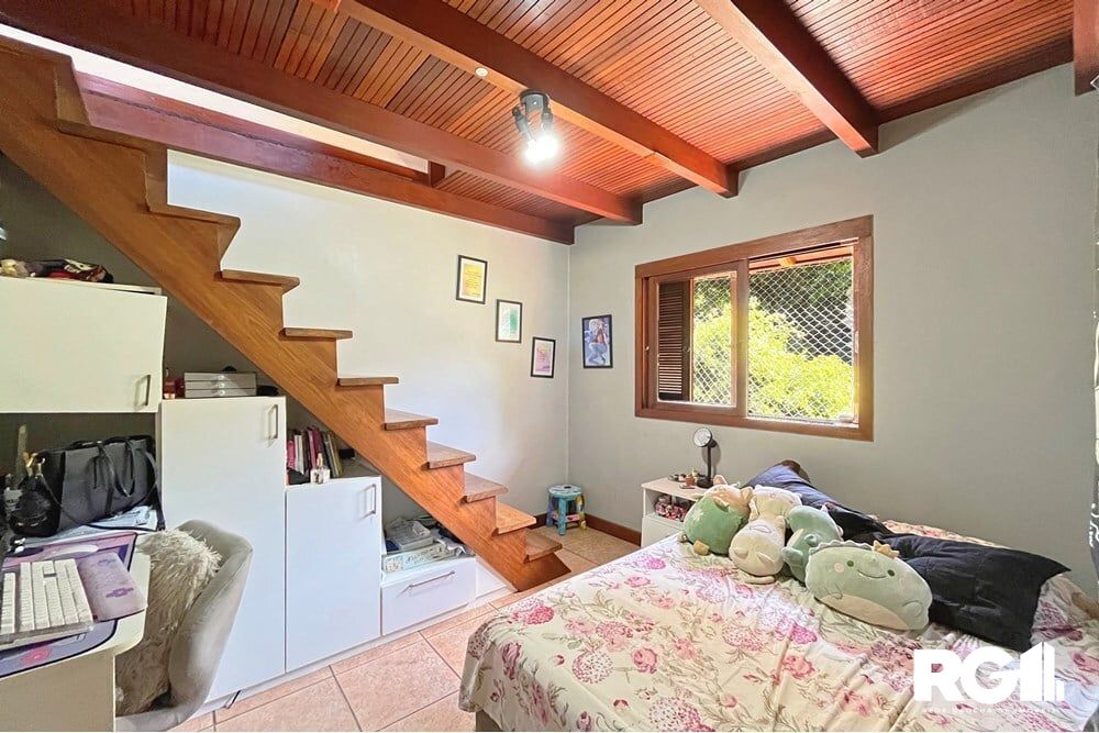 Casa de Condomínio à venda com 4 quartos, 220m² - Foto 9