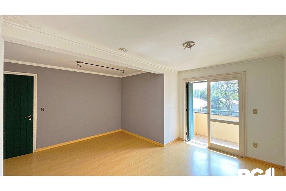 Casa de Condomínio à venda com 3 quartos, 254m² - Foto 3