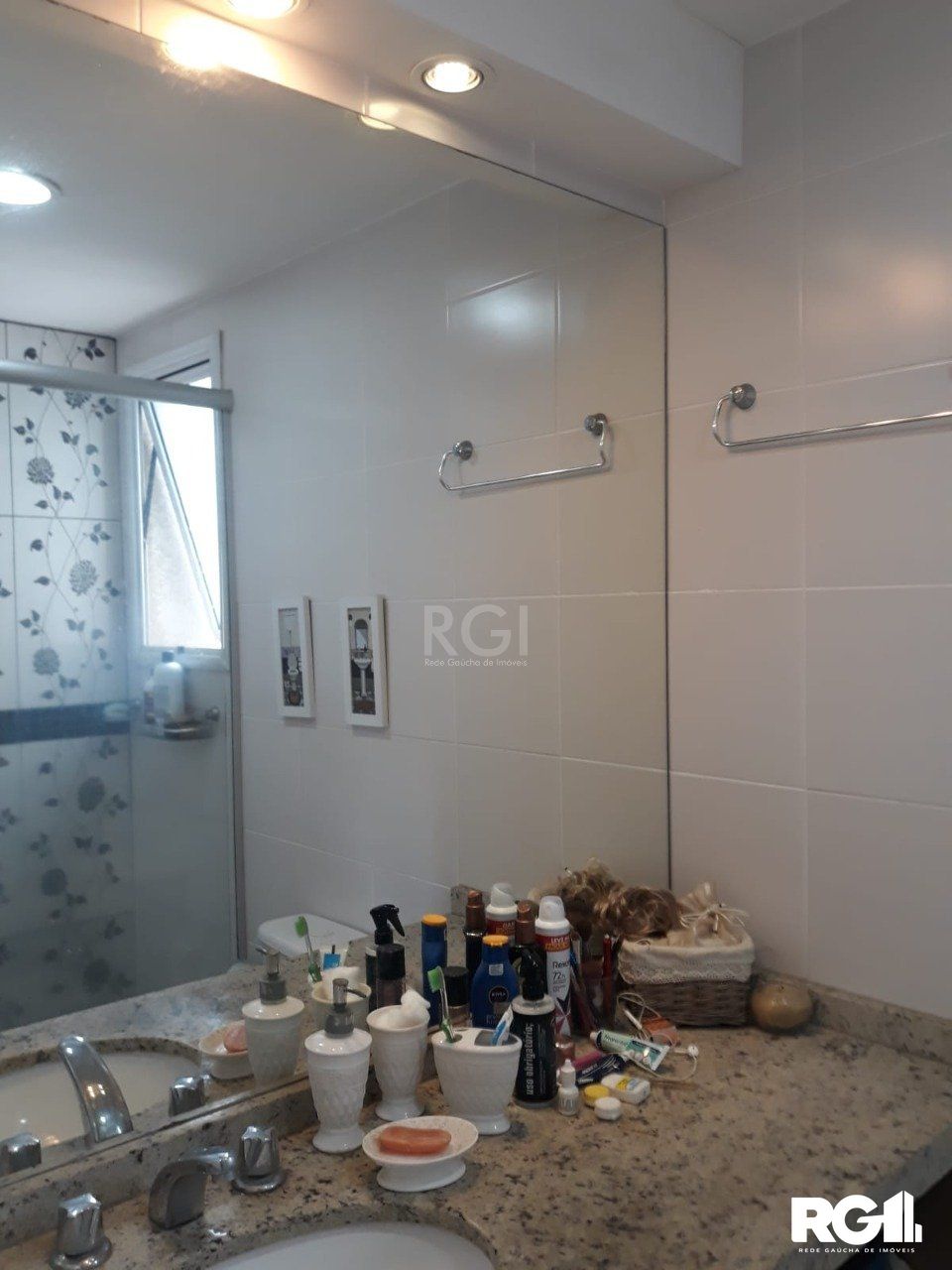 Apartamento à venda com 3 quartos, 75m² - Foto 20