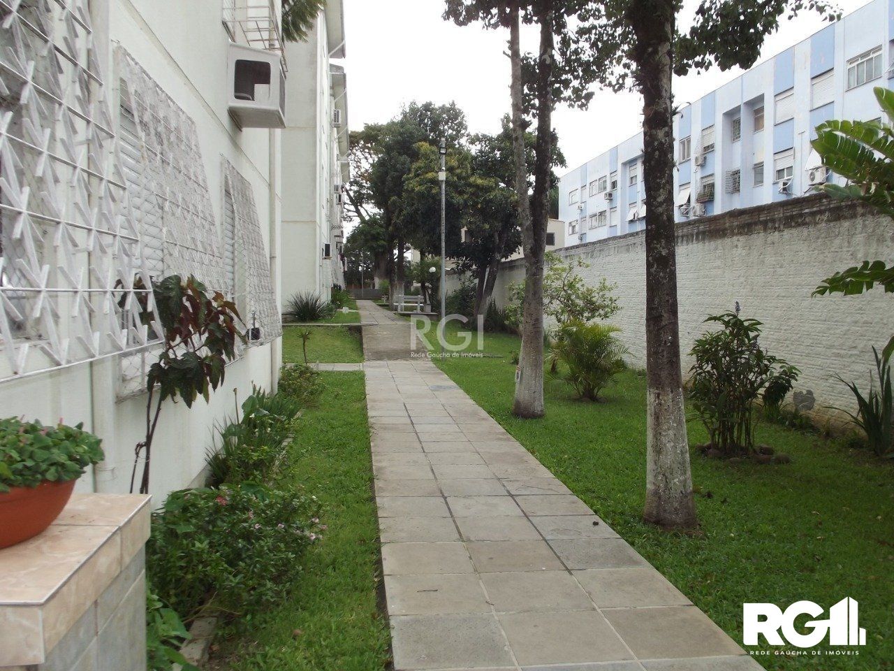 Apartamento à venda com 2 quartos, 46m² - Foto 4