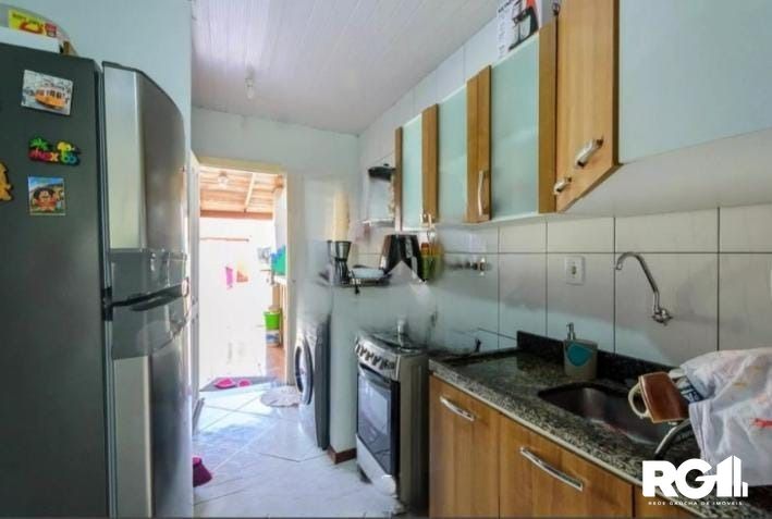 Casa à venda com 2 quartos, 51m² - Foto 8