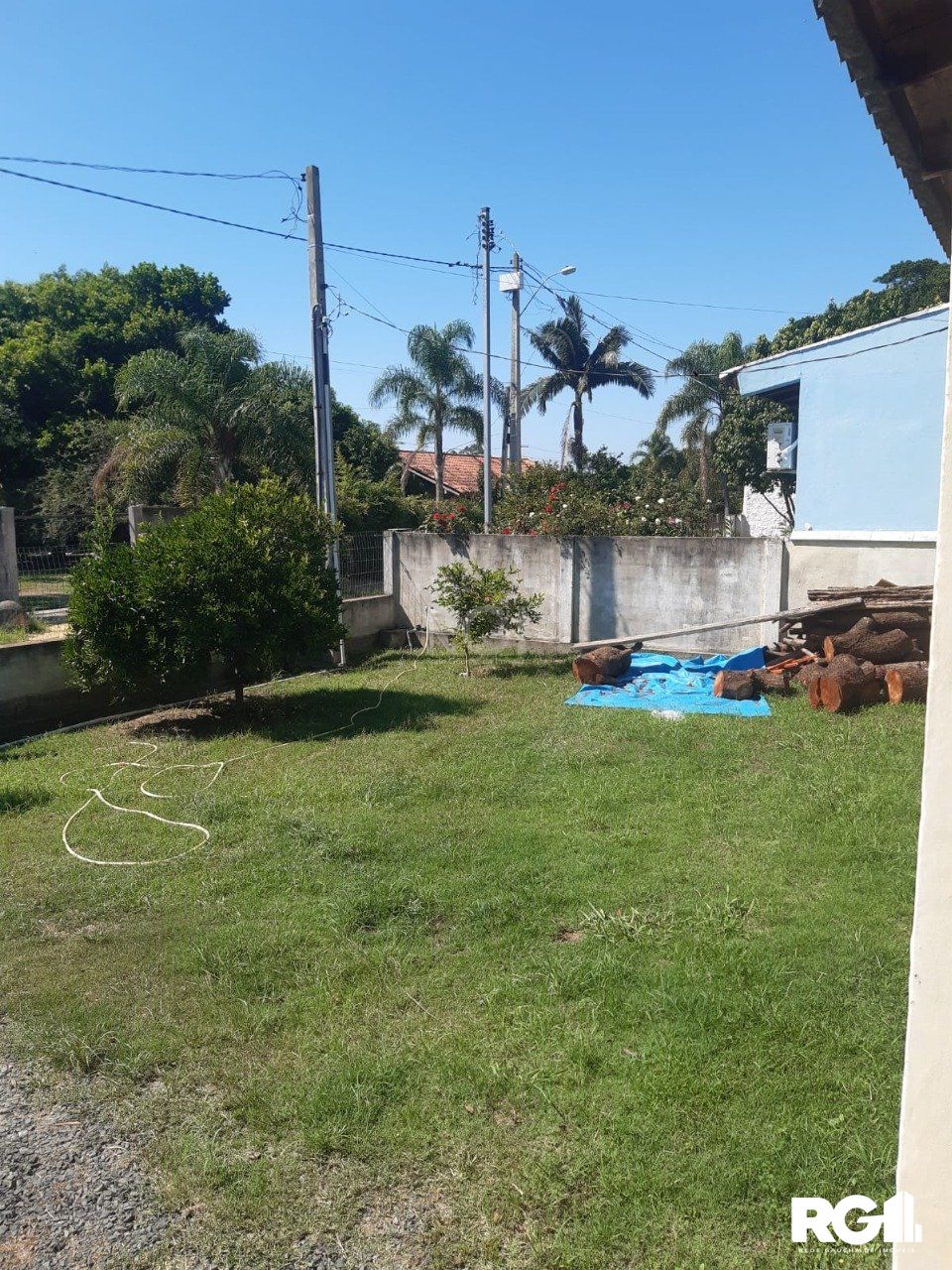 Casa à venda com 2 quartos, 89m² - Foto 2