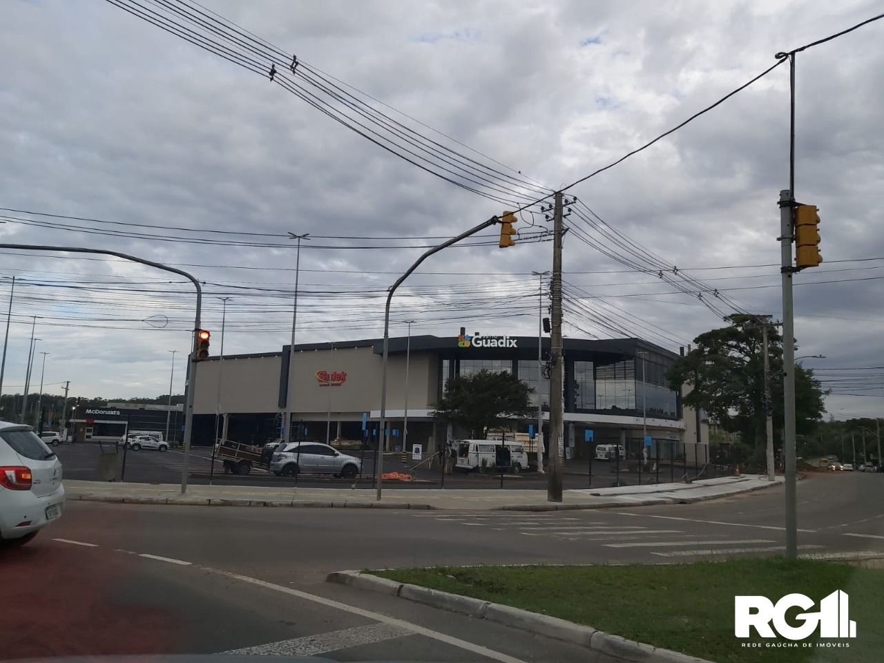 Apartamento à venda com 2 quartos, 98m² - Foto 27