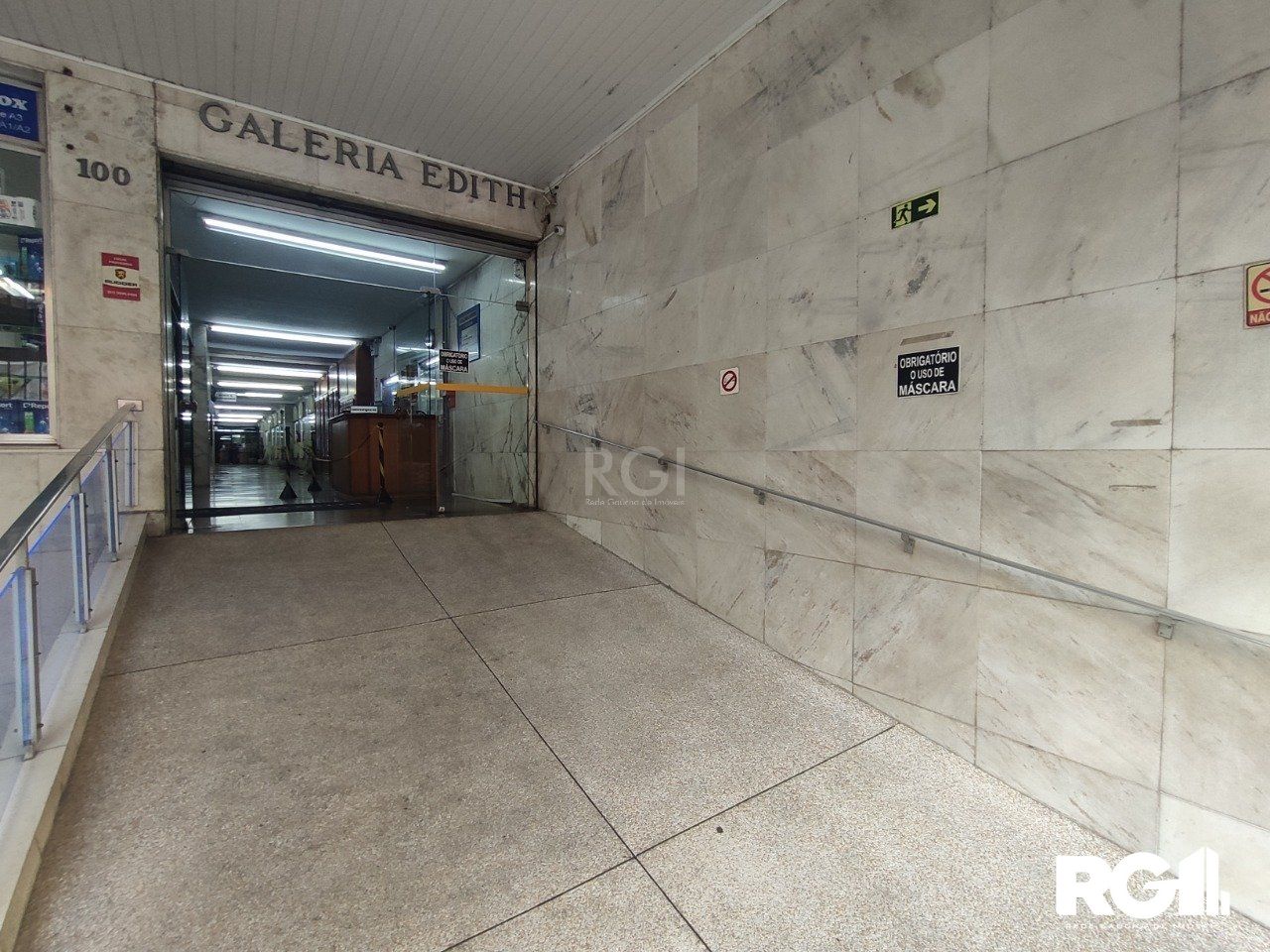 Conjunto Comercial-Sala à venda com 1 quarto, 34m² - Foto 1